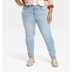 Versatile Mid-Rise Skinny Jeans from Ava & Viv Sz 22 - Comfortable Stretch Denim